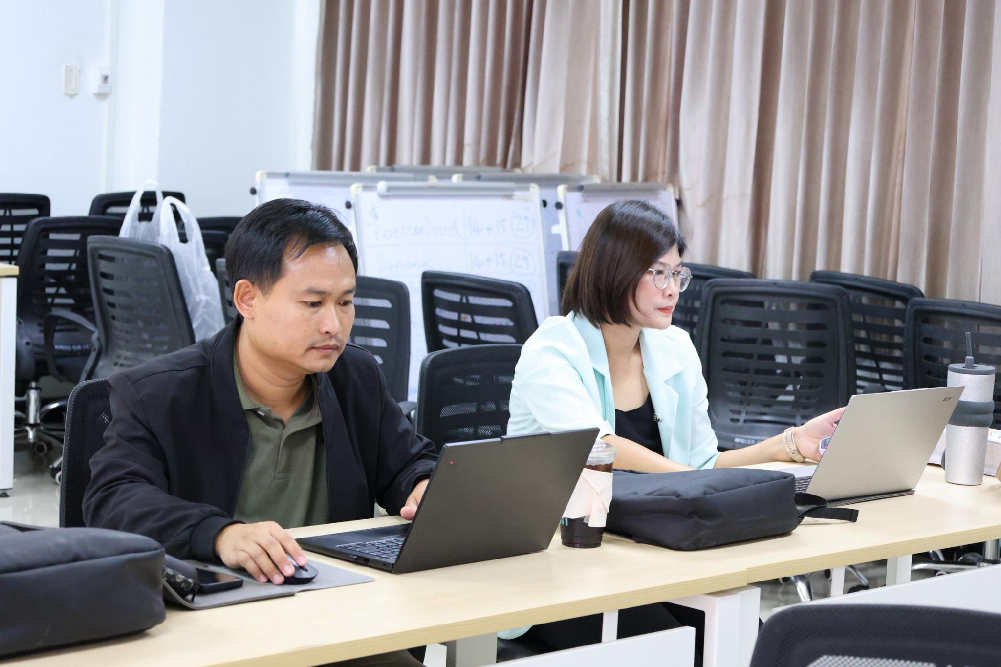 107. โครงการการผลิตสื่อการสอนด้วยนวัตกรรม AI ของครูเพื่อส่งเสริมความคิดสร้างสรรค์สำหรับผู้เรียนในยุคดิจิทัลตามบริบทของโรงเรียน ภายใต้โครงการพัฒนาคุณภาพการศึกษาและการพัฒนาท้องถิ่นโดยมีสถาบันอุดมศึกษาเป็นพี่เลี้ยงเครือข่ายเพื่อการพัฒนาอุดมศึกษา